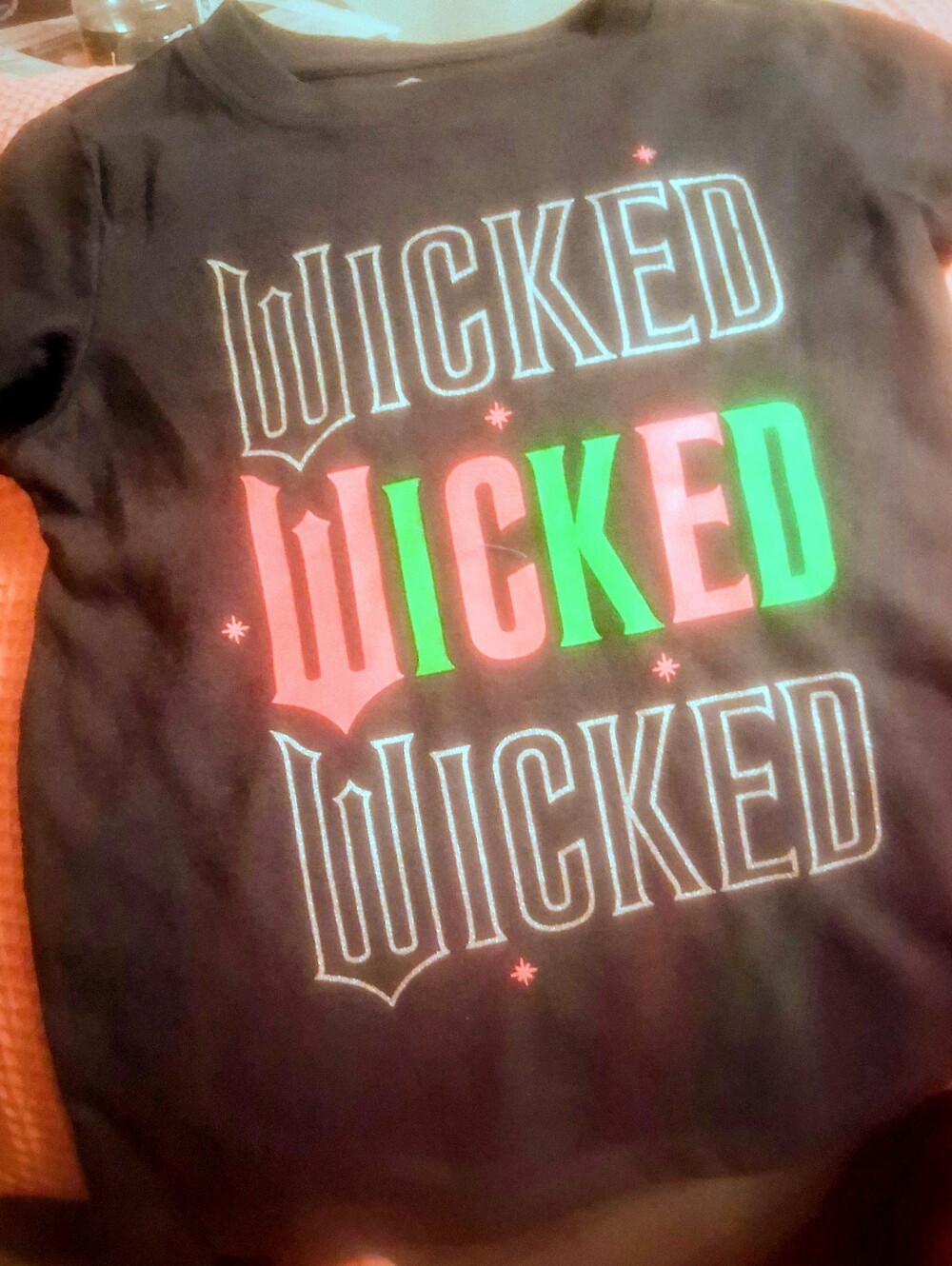 NEW Girls Black Tee Shirt, Tpp With WICKED print On Front. Sz 5